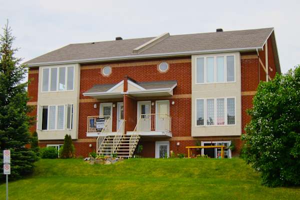 76 - 80 rue Du Coteau, Gatineau, QC J8R 2V5 — photo 1