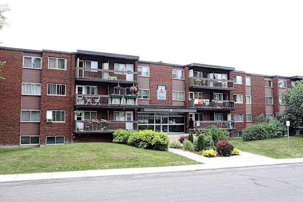 76 rue Jolicoeur, Gatineau, QC J8Y 1B1 — photo 1