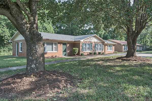 LaShawn Valley and Guilford Greene Apartments property