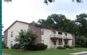 Stoneybrook Apartments property