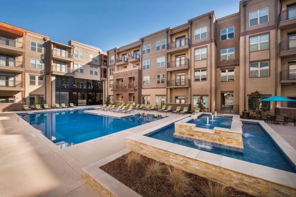 The Edge at Midtown property