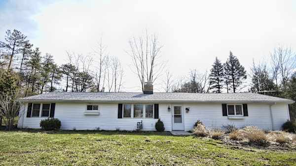 13331 Caves Road property