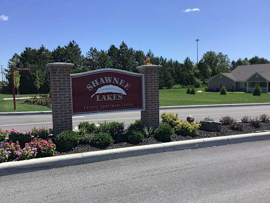 Shawnee Lakes Apartments property