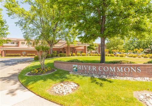 River Commons Senior Living property