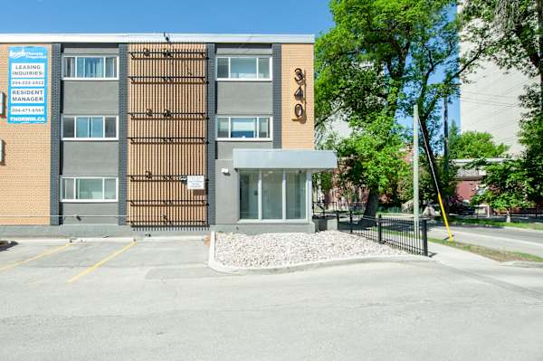 340 Assiniboine Apartment property