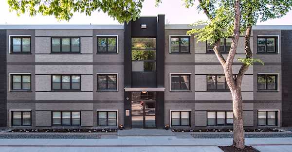 700 Corydon Apartment property