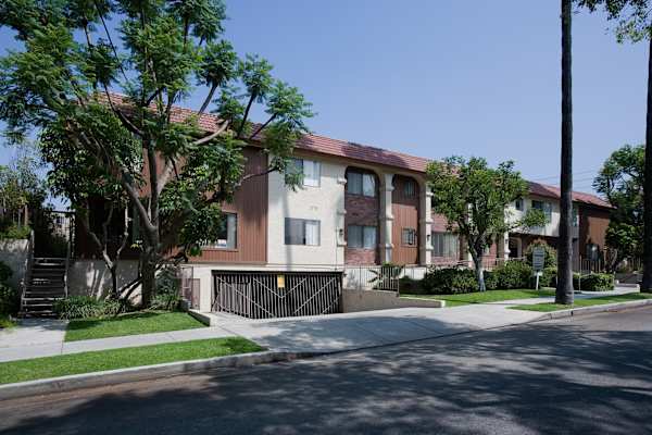 1049 Winchester Avenue property