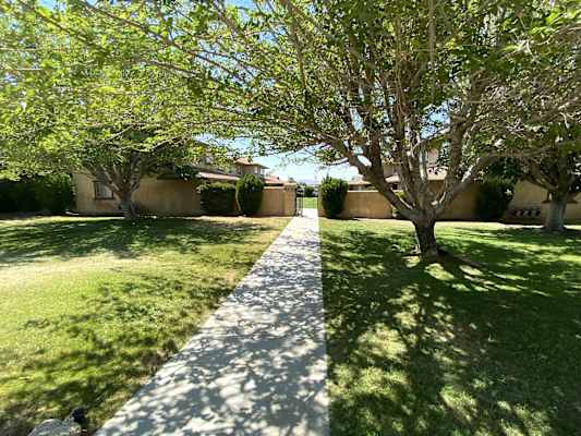 19265 Allegheny Road property