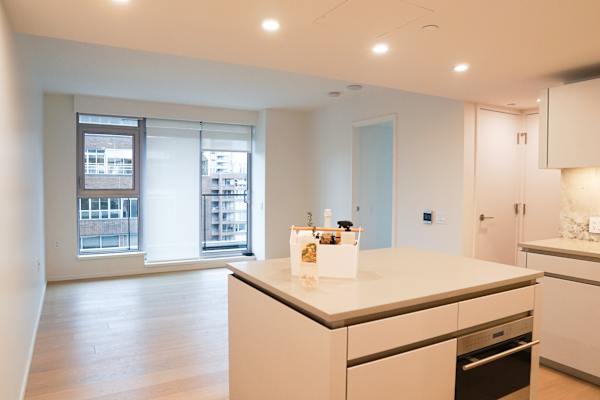 806-889 Pacific Street property