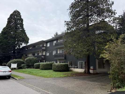 Alderwood - 43 East 15th Avenue property