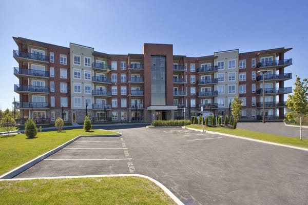 Amesbury Gate property