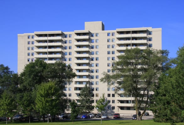 Edgehill Apartments property