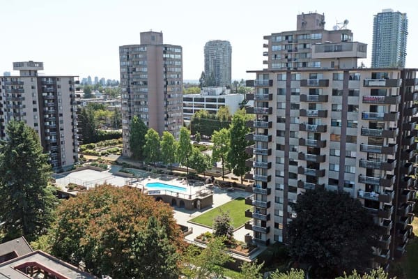 Horizon Towers property