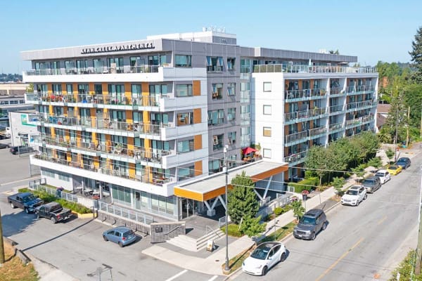 Lynn Creek Apartments property
