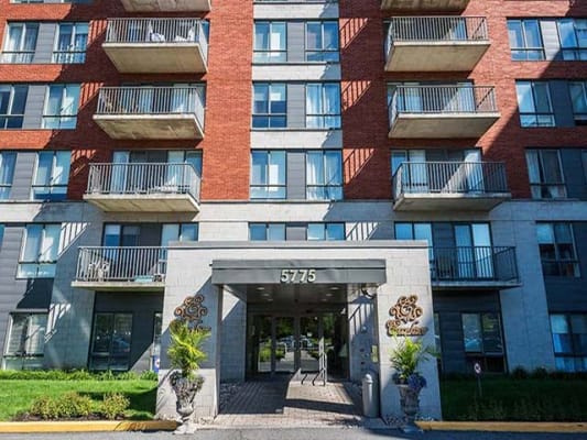 Excelsior Apartments property
