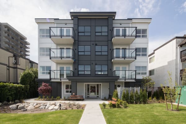 Larsen Apartments property