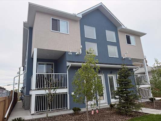 Radisson Heights Townhomes property
