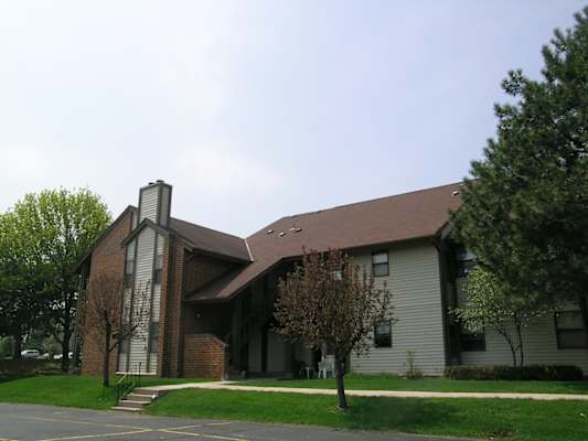 Apple Glen Apartments property