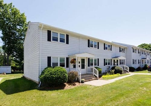 Fox Hill Commons property