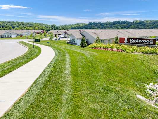 Redwood Louisville Bardstown Bluff Road property