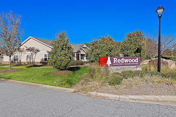 Redwood Simpsonville Georgia Road property