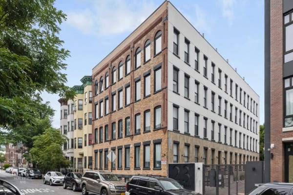 23 Menahan Street property
