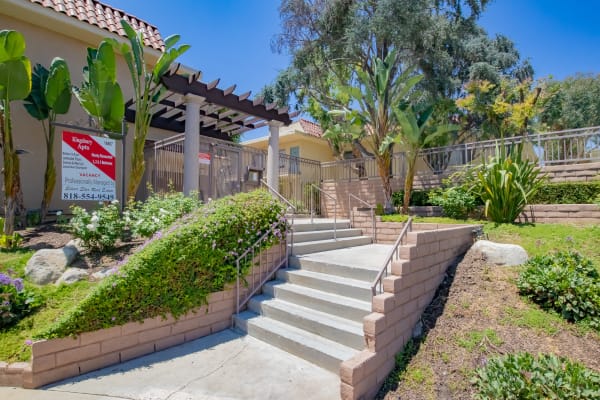 Kingsbury Apartments property