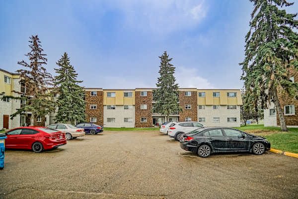 Rideau Place property