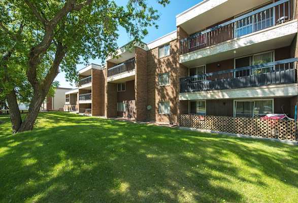 Carina Apartments property