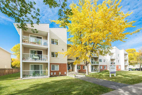 Crestmark Place property