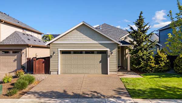 13002 NE 103rd Street property