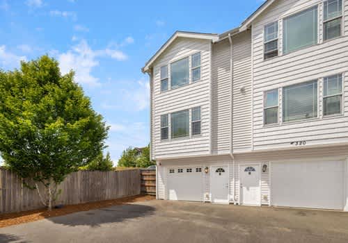 Pine Street Townhomes property
