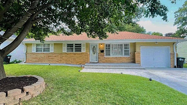 Clemens House property