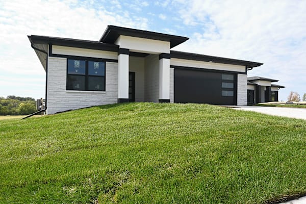 20518 Riviera Drive property