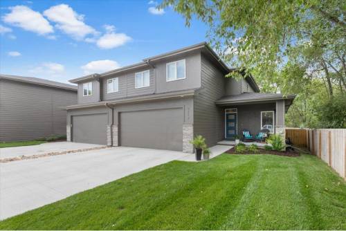 Southby Plaza Townhomes property