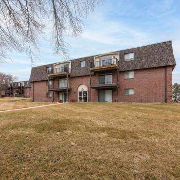 Whispering Isle Apartments property