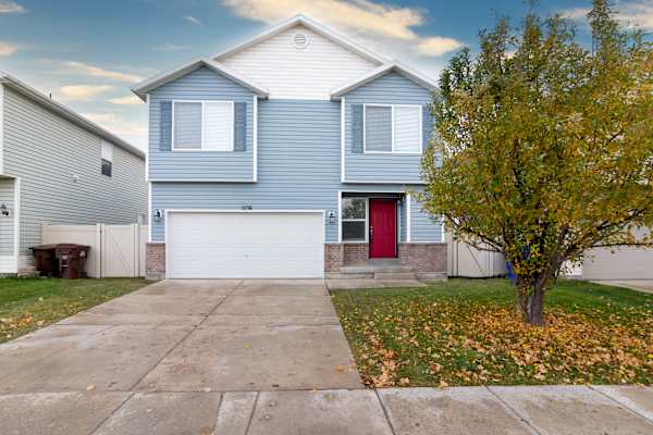 2136 E Eagle Crest Way property