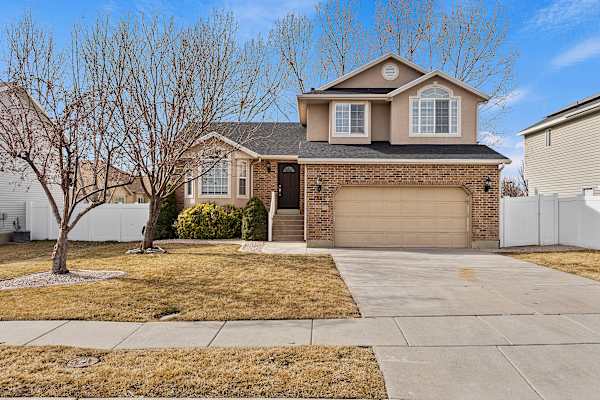 1852 S 500 E property