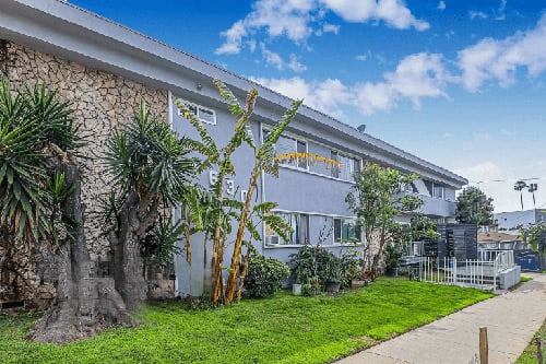 4630 Venice Blvd property