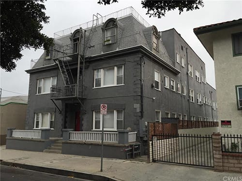 527 W 15th St property