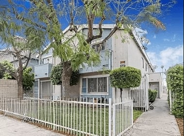 607 W 82nd St property