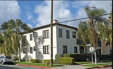 401 N Genesee Ave property