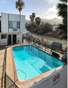 252 W Elm Ave property