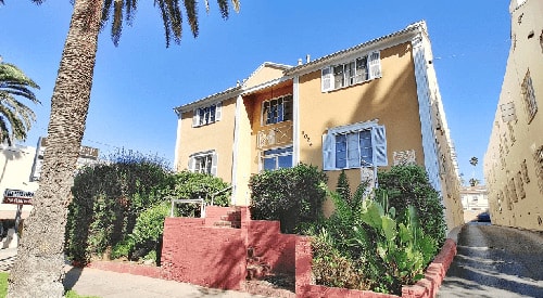 1024 Menlo Ave property