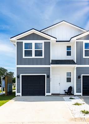 Pless Landing property