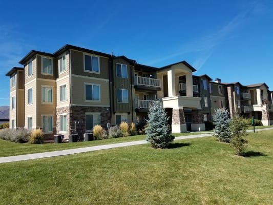 Elmbridge Apartments property