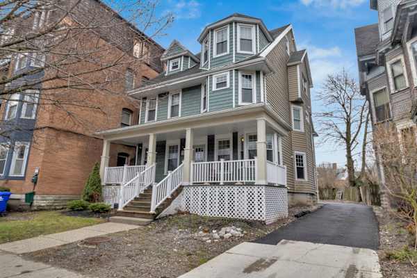 419 Porter Ave property