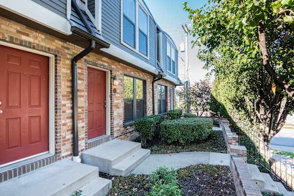 TownHomes on Oak property