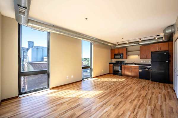 Stone Arch II property
