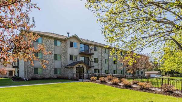 Woodland Park Apartments property